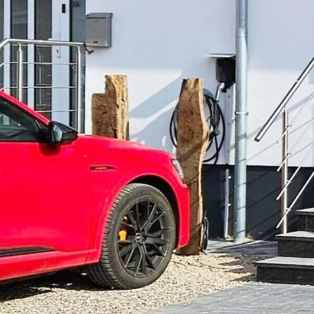 Angela - 6 Personen 3 Schlafzimmer 4